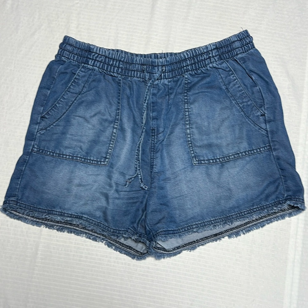 Jordache Denim Jean Shorts Elastic Waist Size Medium Soft Drawstring